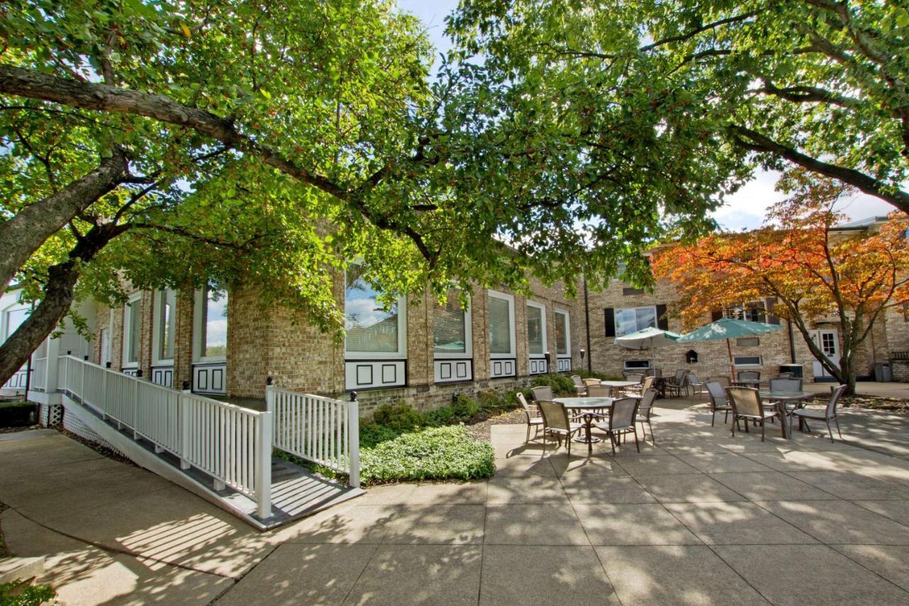 Penn Harris Hotel Harrisburg, Trademark By Wyndham Bagian luar foto