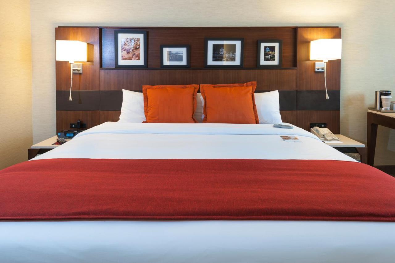Penn Harris Hotel Harrisburg, Trademark By Wyndham Bagian luar foto
