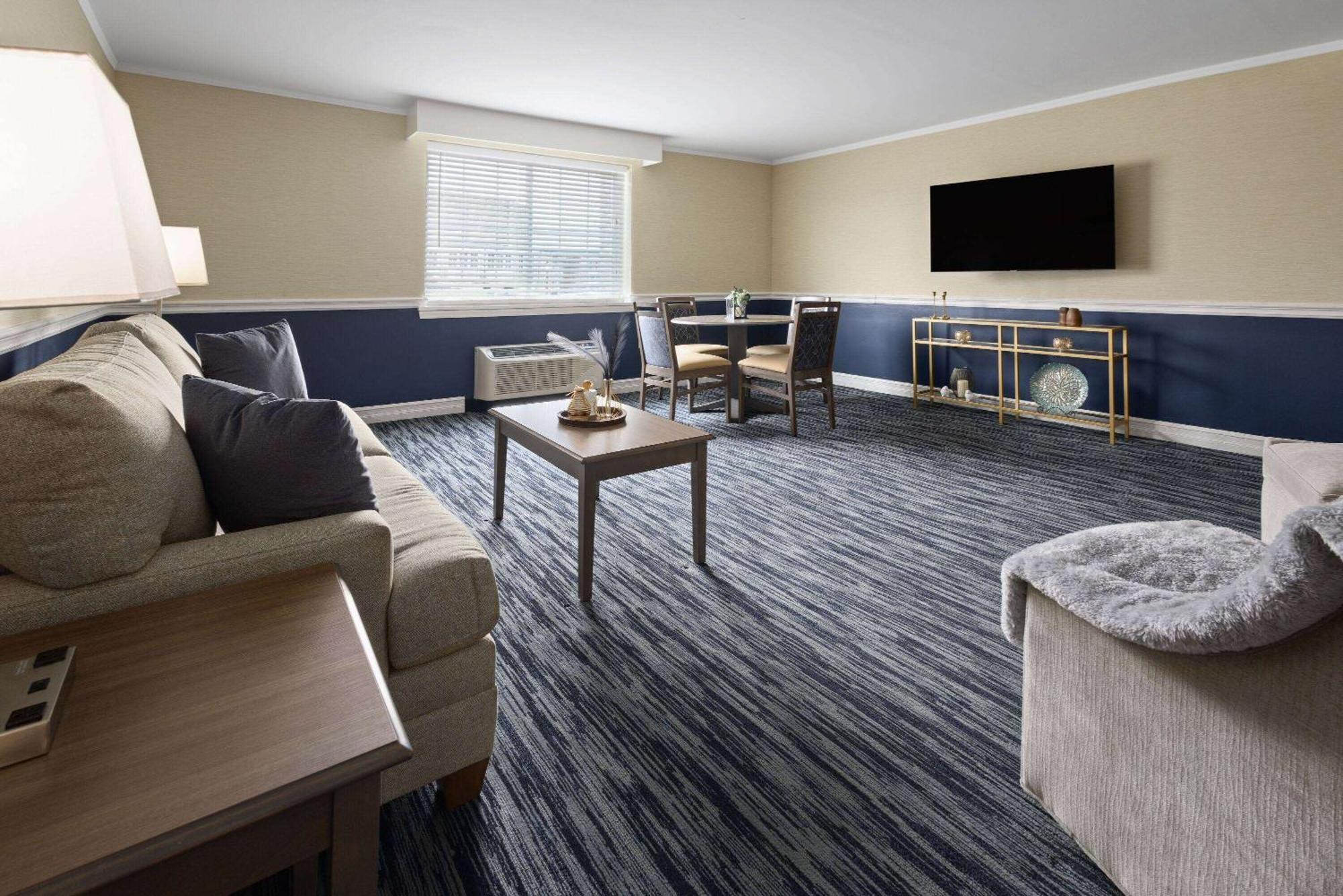 Penn Harris Hotel Harrisburg, Trademark By Wyndham Bagian luar foto